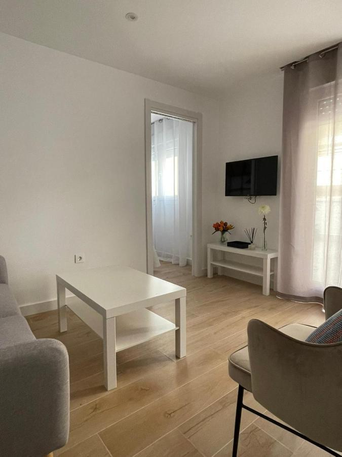 Apartamentos La Hormiga Deluxe Adra Ngoại thất bức ảnh